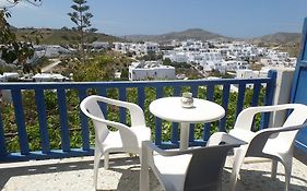 Summer Inn Parikia